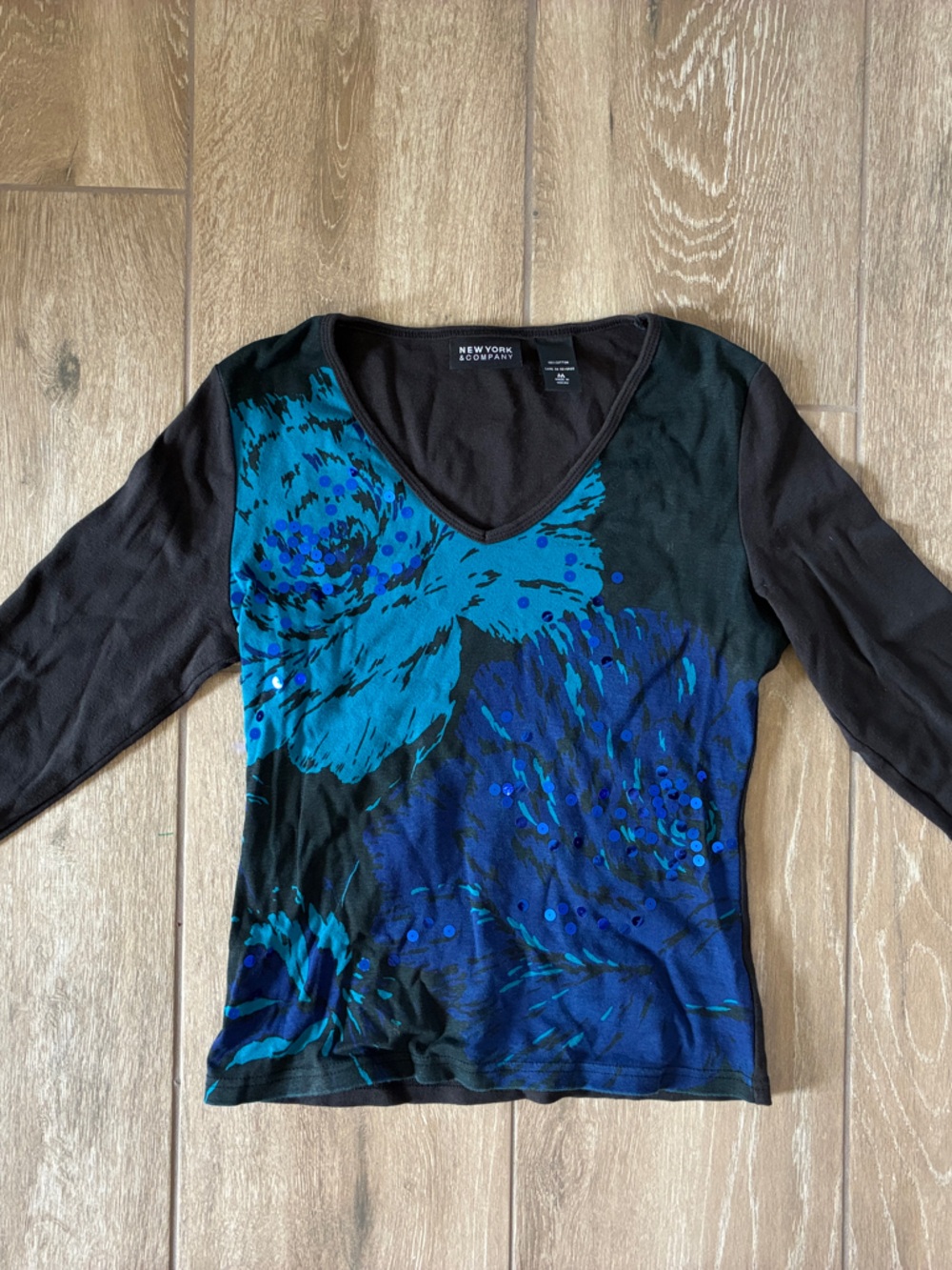 New York & Company Black Long-Sleeve V-Neck Top with Teal & Blue Floral Motif